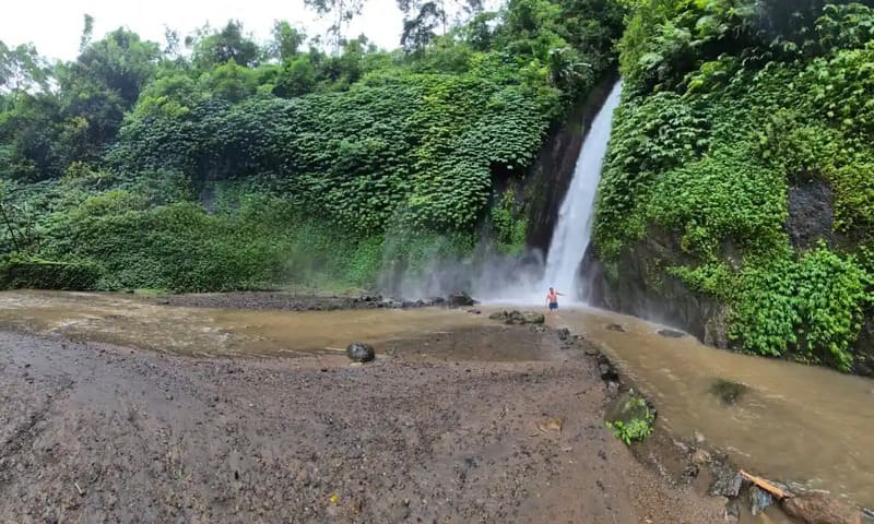 Munduk Waterfall Bali